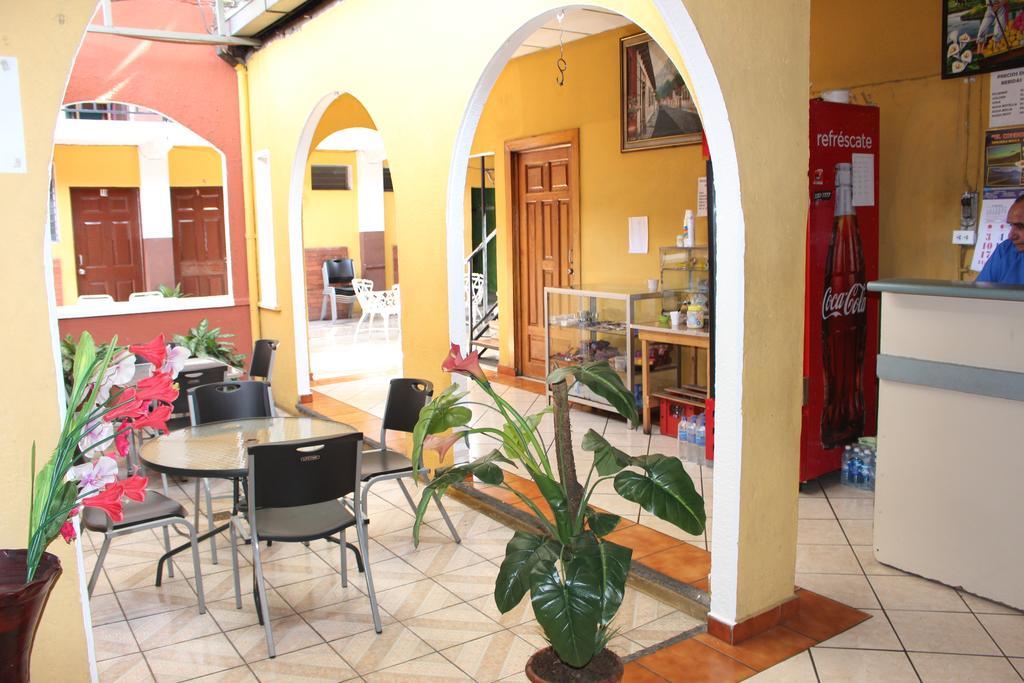 סאן סלבדור Hotel Pasadena II מראה חיצוני תמונה
